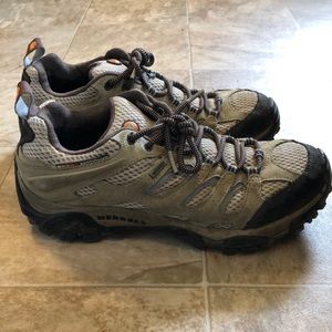 Merrell vibram women’s waterproof hiking boots